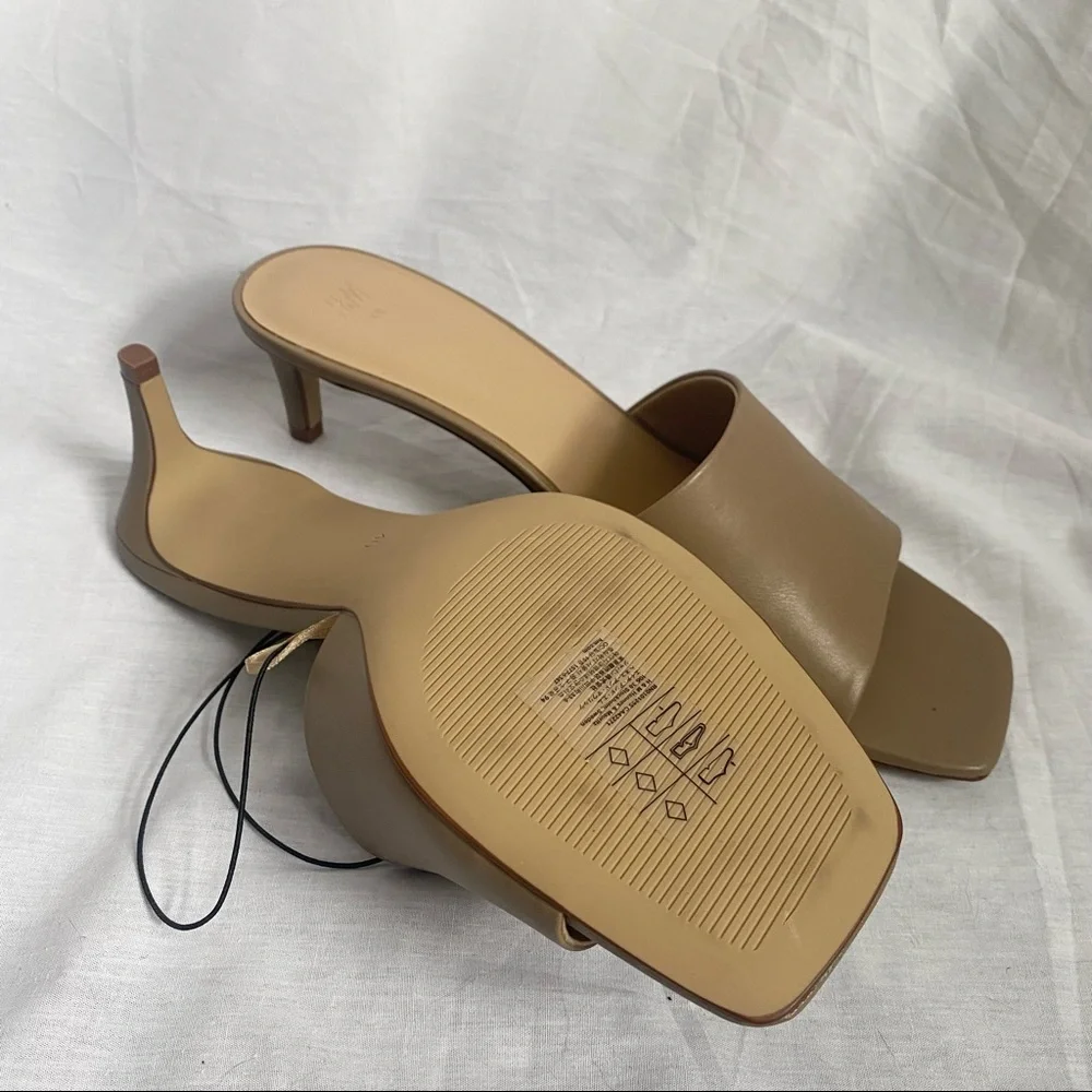 H&M Low Heel Sandal - Picture 3 of 3